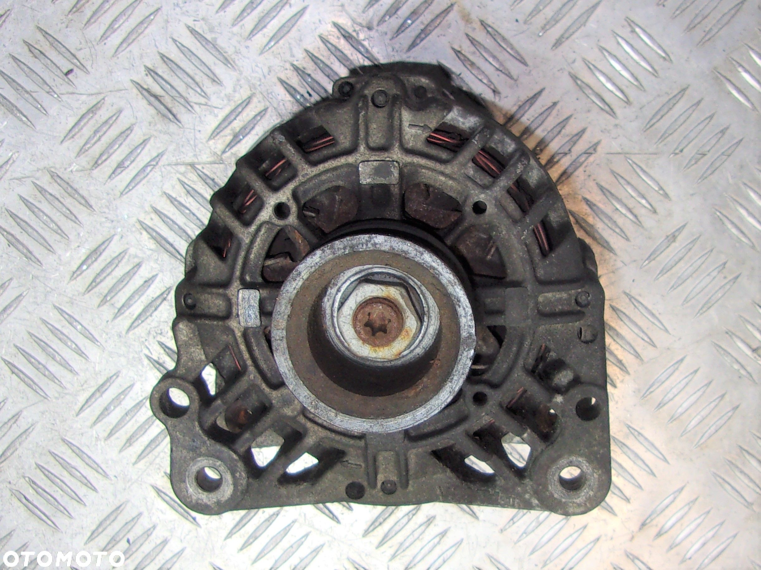 Toledo II Octavia II Golf IV plus Bora - alternator 1.4 1.6 16V 1.9 TDI - 1