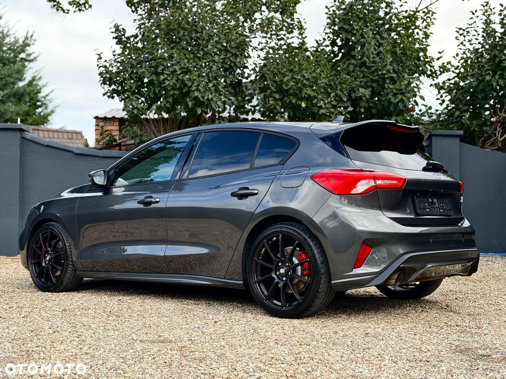 Ford Focus 2.3 EcoBoost S&S ST - 4