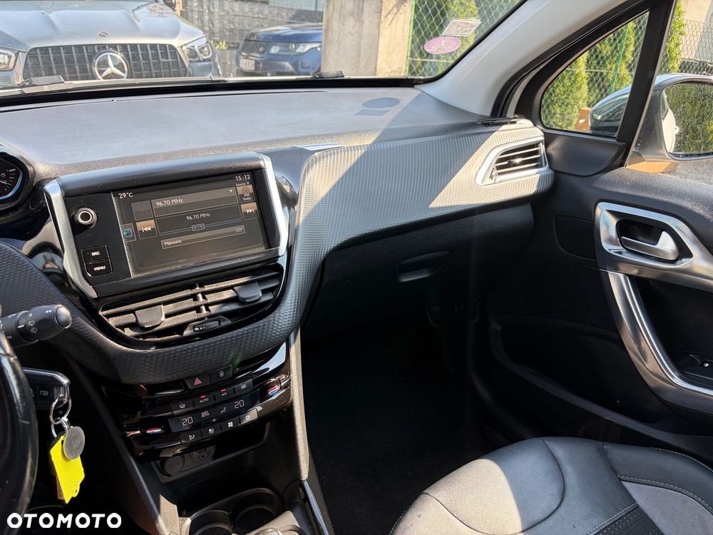Peugeot 2008 PureTech 110 Stop&Start Style - 30