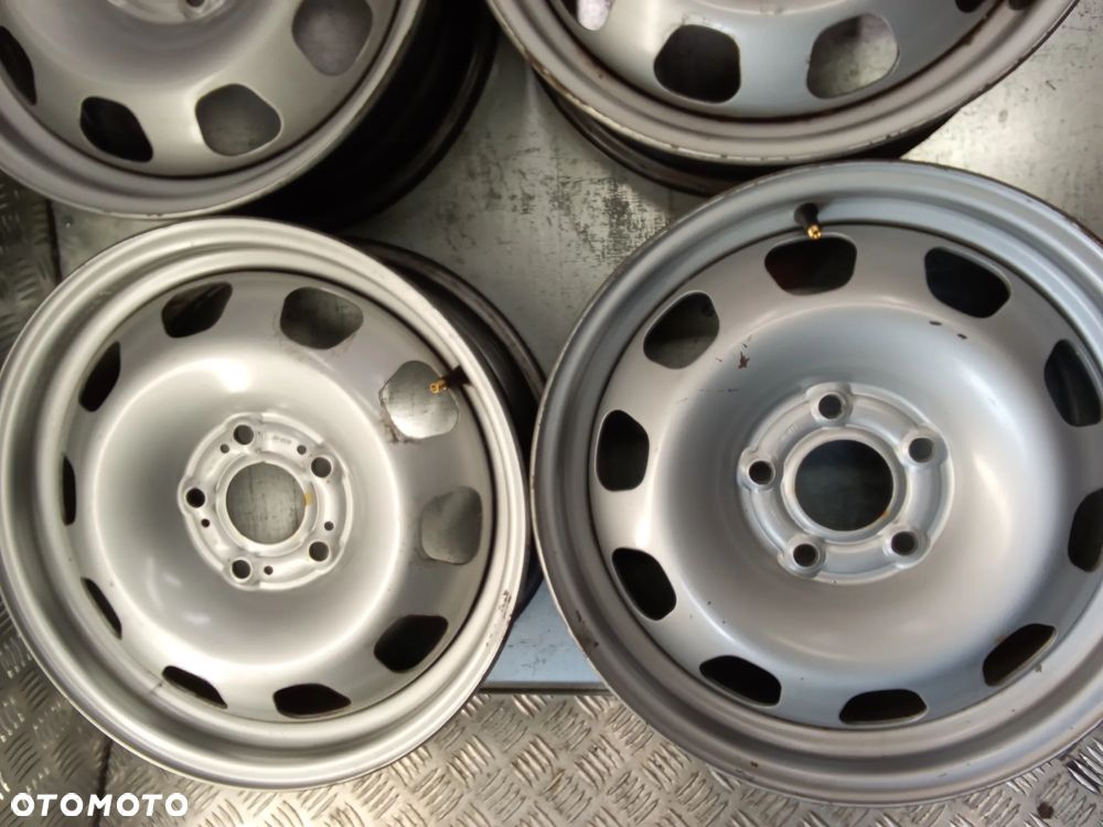 Felgi Dacia Duster 6,5Jx16 et50 5x114,3 - 3