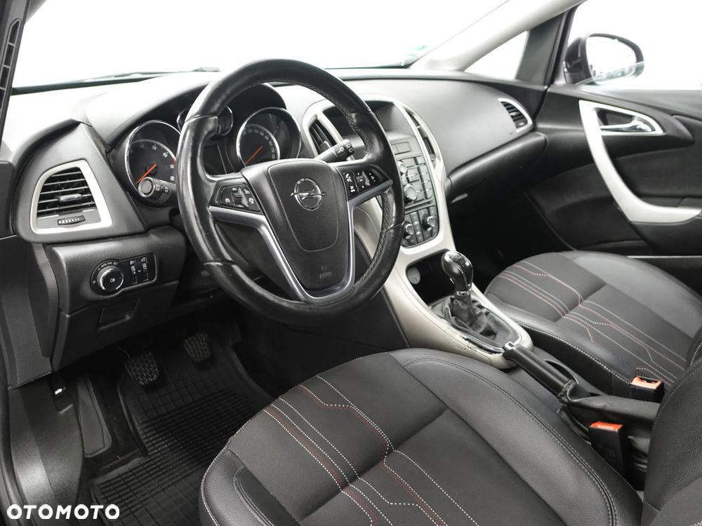 Opel Astra 1.4 150 Jahre - 20