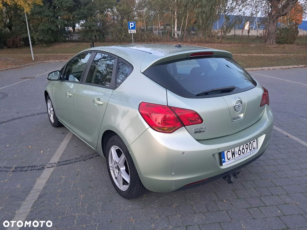 Opel Astra - 7