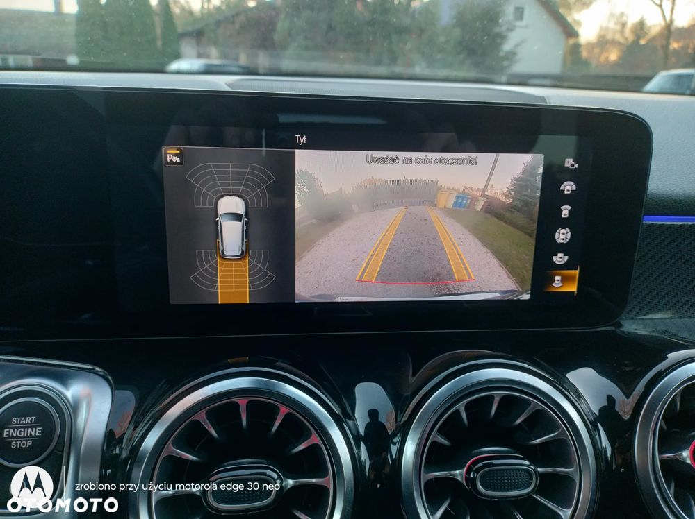 Mercedes-Benz GLB 200 d 4-Matic AMG Line 8G-DCT - 17