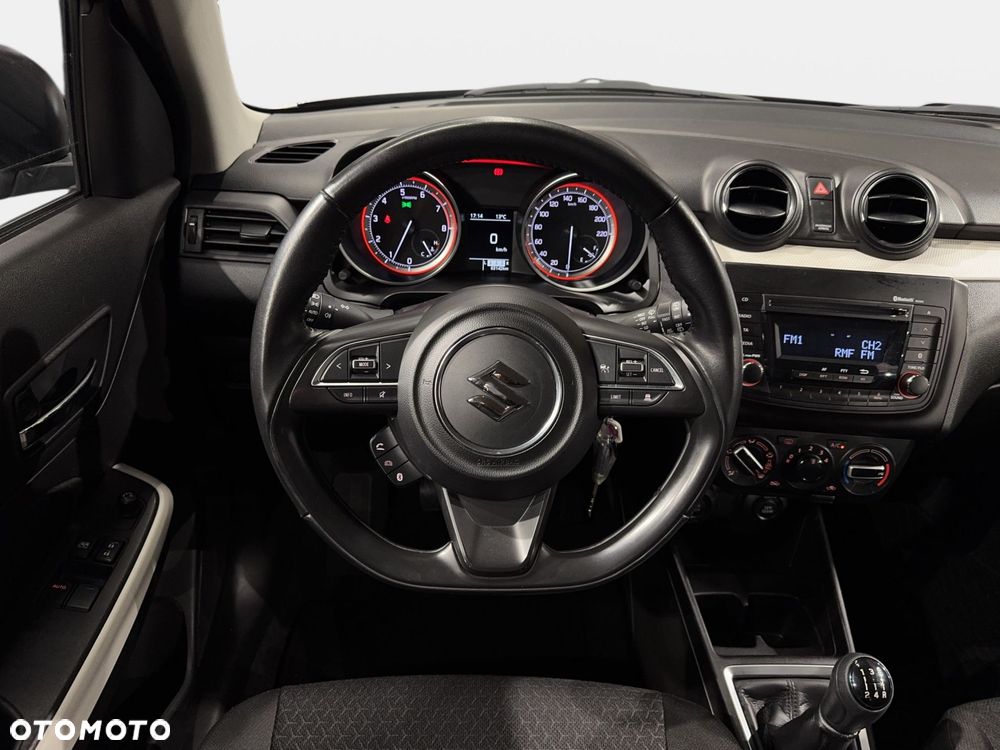 Suzuki Swift - 19