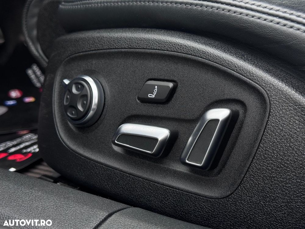 Audi A6 Allroad - 33