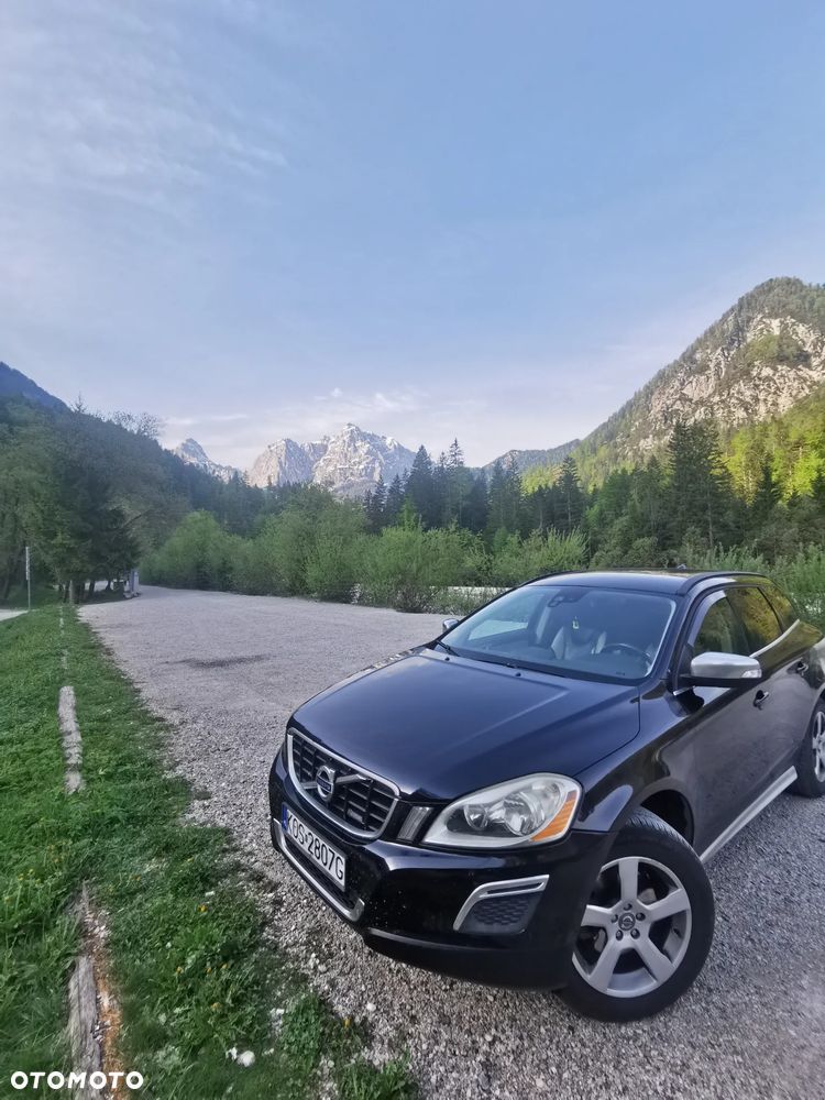 Volvo XC 60 2.4D R-Design - 5