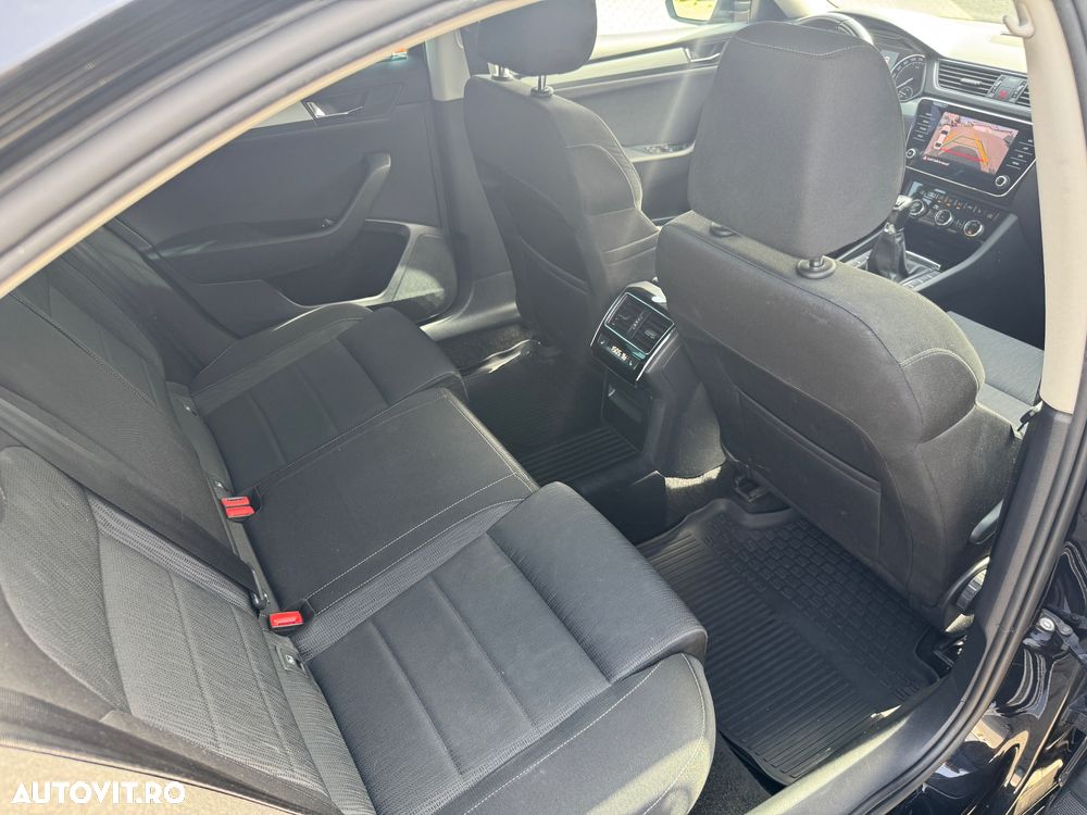 Skoda Superb 2.0 TDI Style - 8