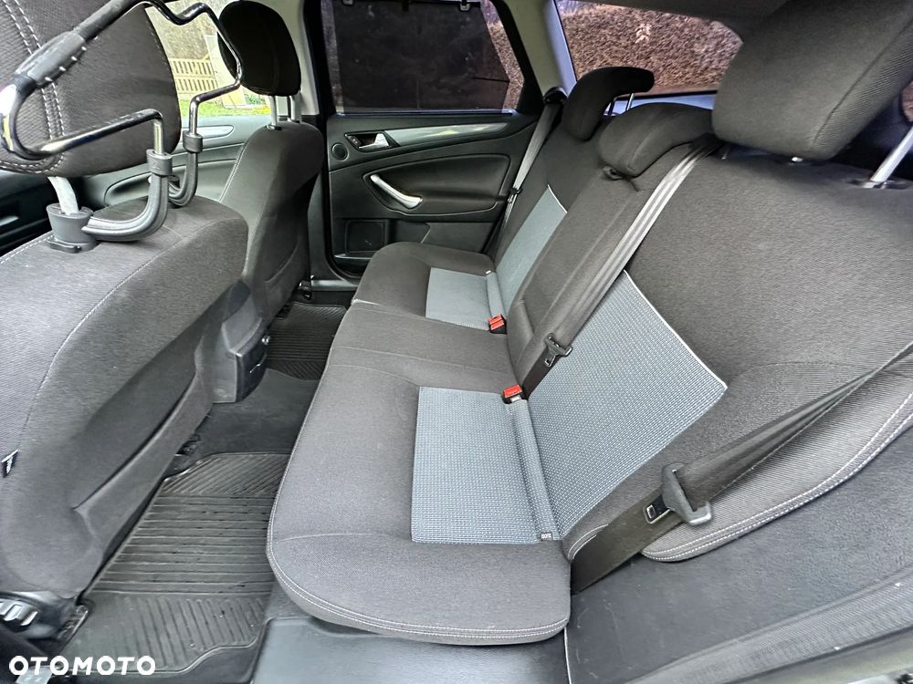 Ford Mondeo 2.0 TDCi Titanium - 15