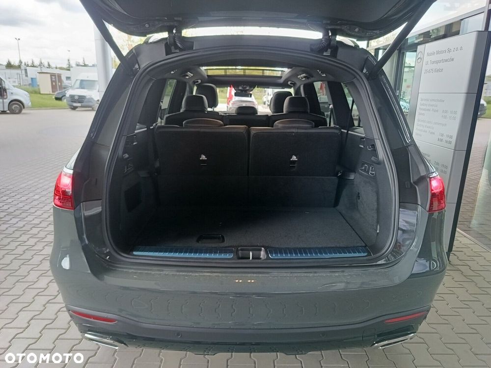 Mercedes-Benz GLS - 29