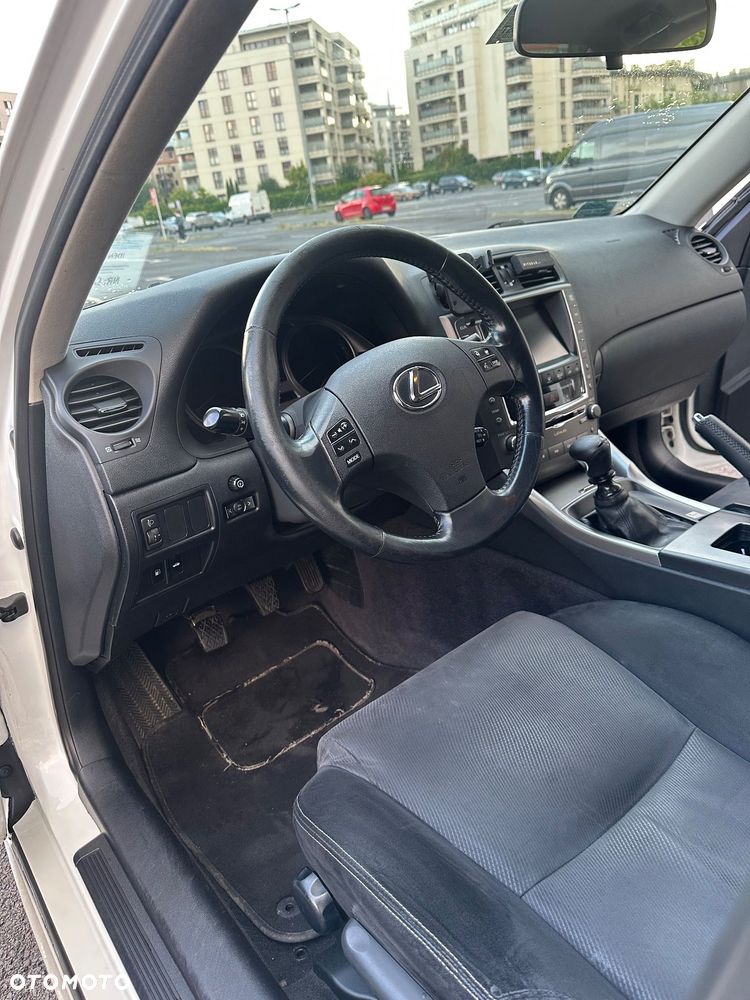 Lexus IS 220 D Sport - 10