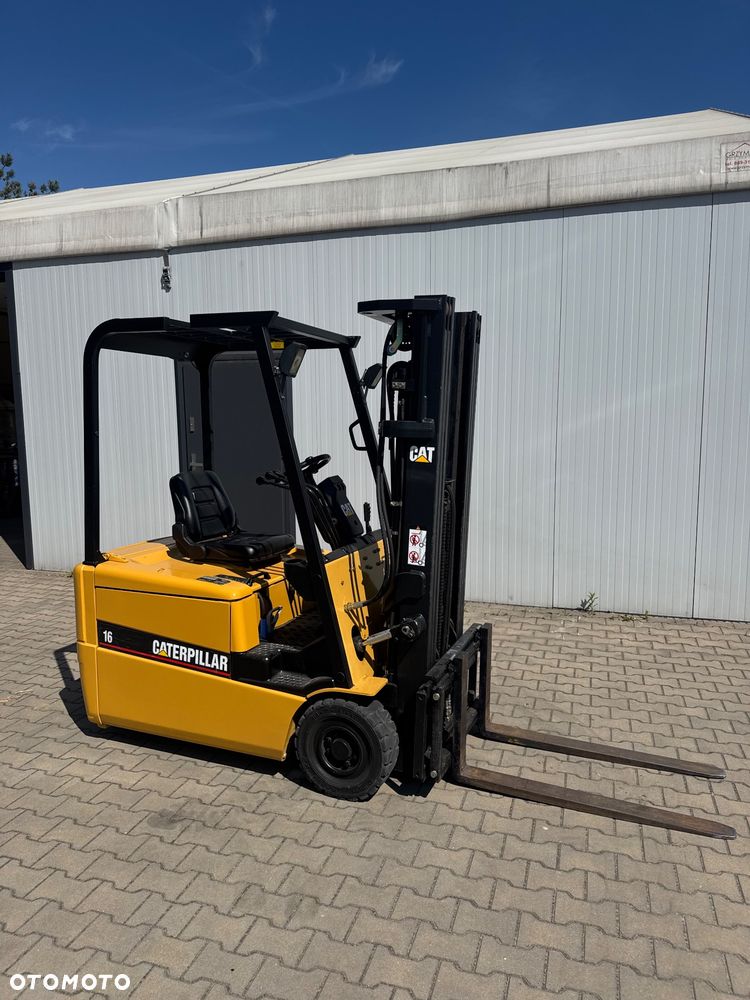 Caterpillar CAT EP16 KT 1.6 tony elektryczny Triplex 5.0 m - 10