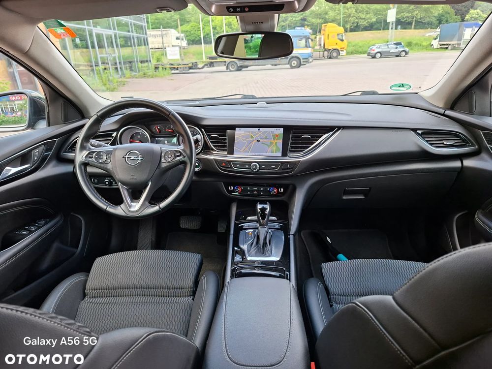 Opel Insignia 2.0 CDTI automatik Business Edition - 24