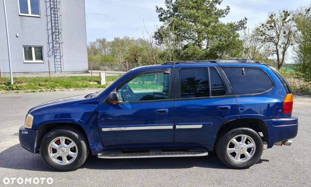 GMC Envoy - 10