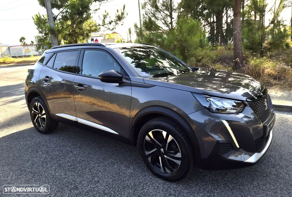 Peugeot 2008 1.2 PureTech Allure EAT8 - 4