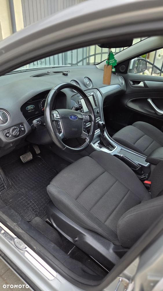 Ford Mondeo 2.0 TDCi Business Edition - 11