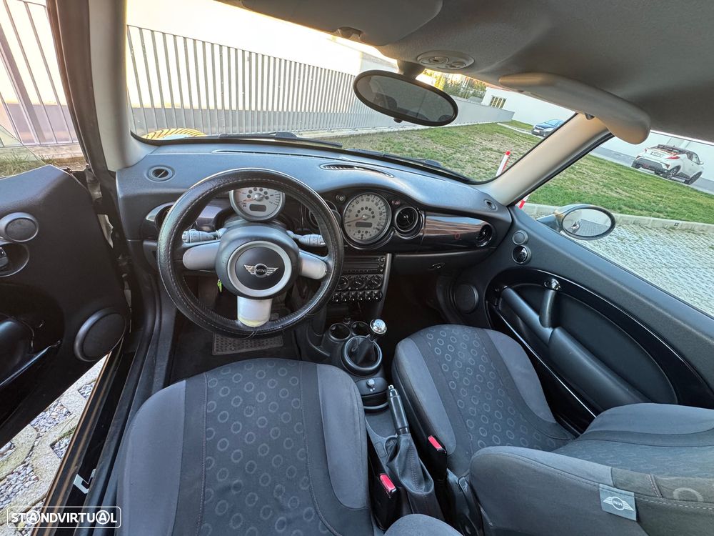 MINI 3 Portas One 1.4 D Seven - 4