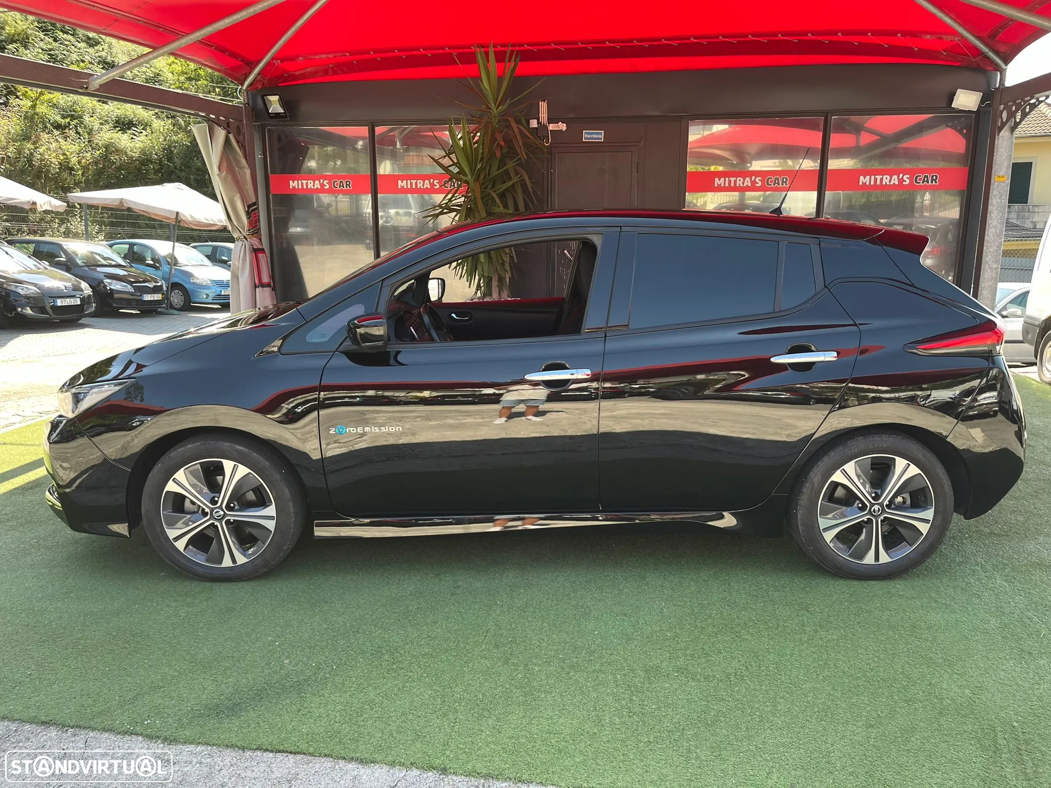 Nissan Leaf - 2
