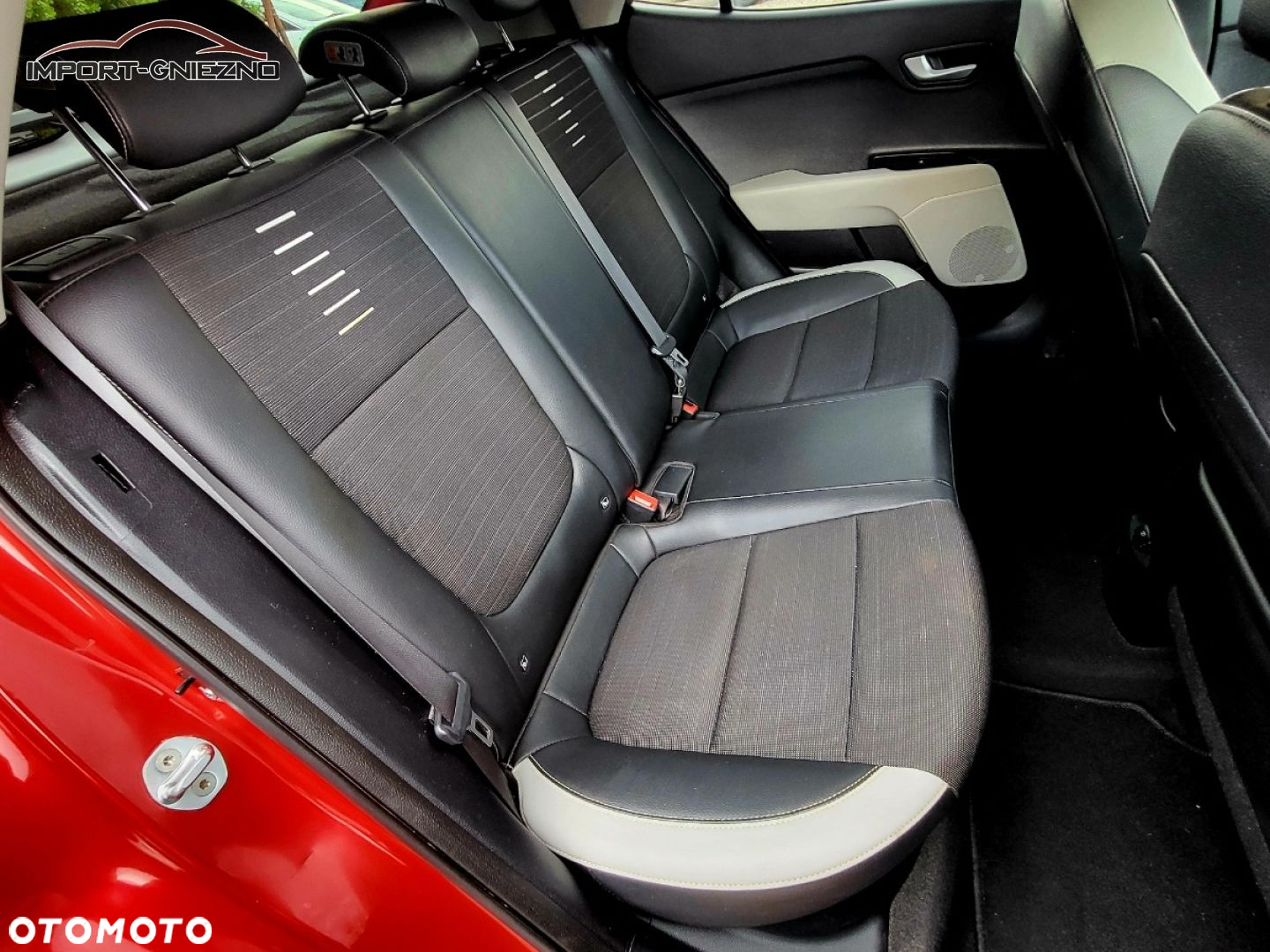 Kia Stonic - 8
