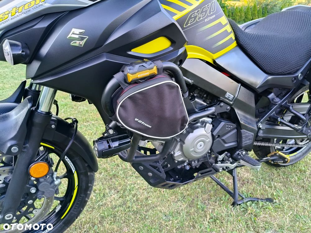 Suzuki V-STROM - 12