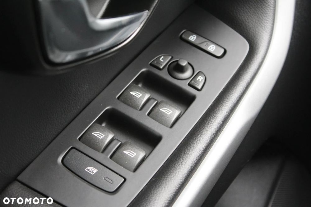 Volvo V40 D2 You - 27