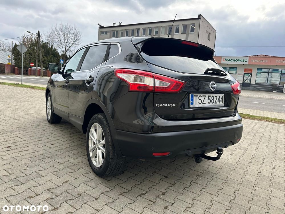 Nissan Qashqai 1.6 DCi 4x4 Black Edition EU6 - 6