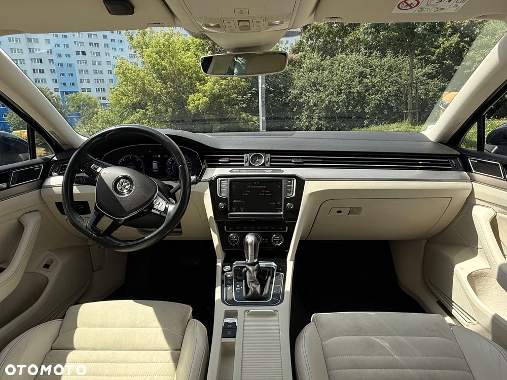 Volkswagen Passat 2.0 TDI Bi-Turbo BMT 4Mot Highline DSG - 4