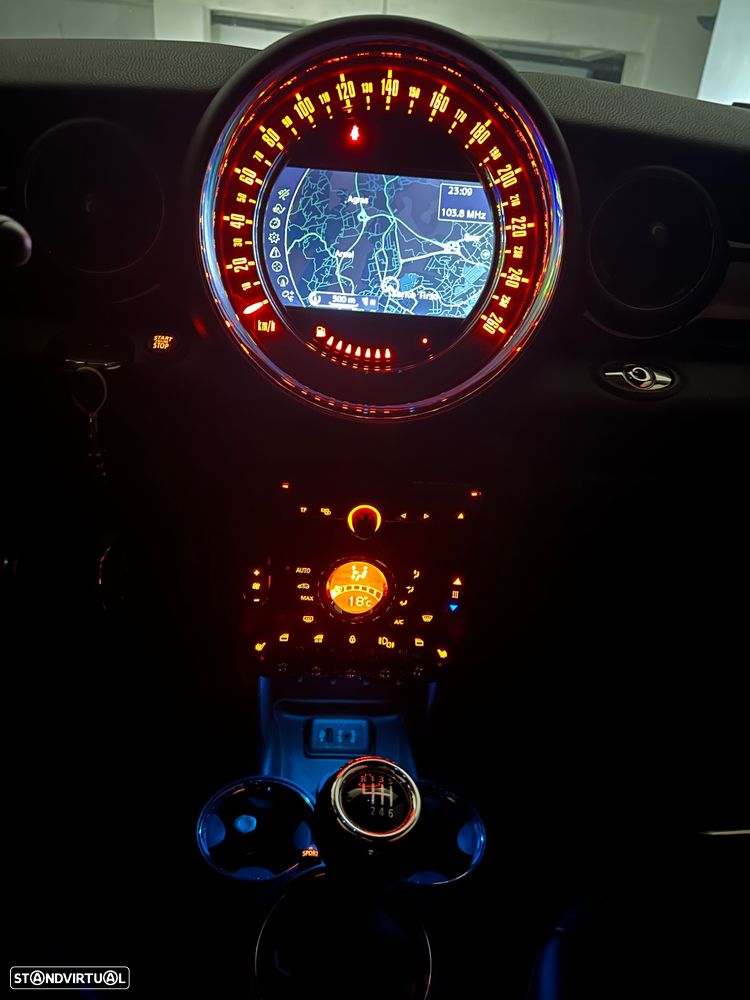 MINI Cabrio Cooper SD - 18