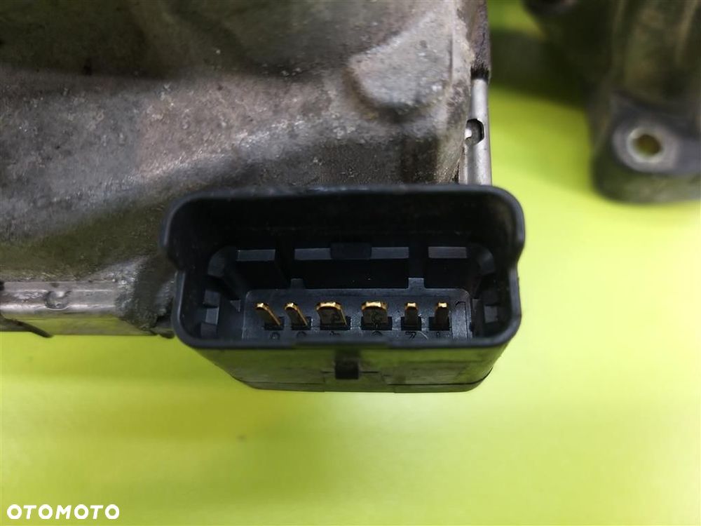 Kolektor ssący Peugeot 307 307 I 1.6B 107KM 2001-2005R LISTWA WTRYSKI - 6