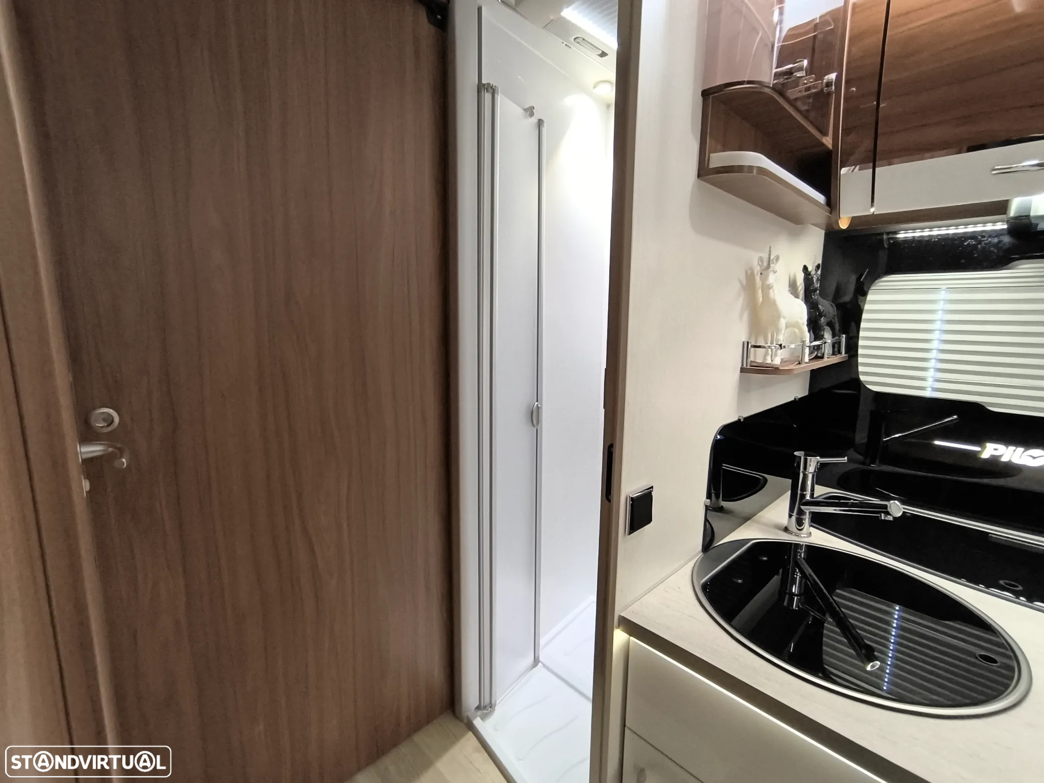Pilote Sensation P746 - 19