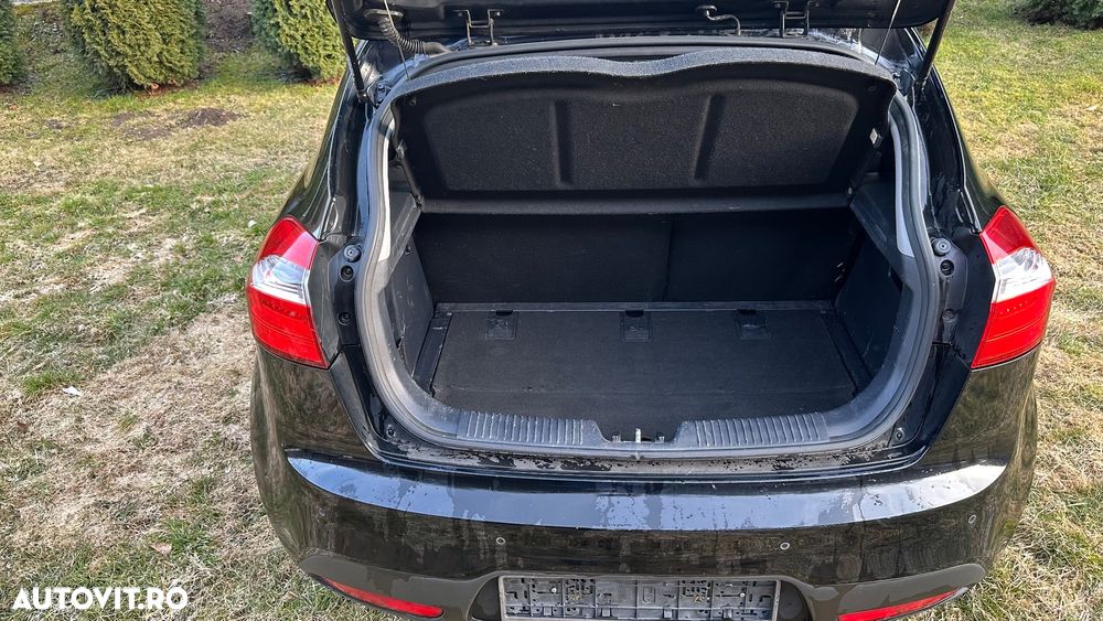 Kia Rio 1.1 CRDI Business Line - 14