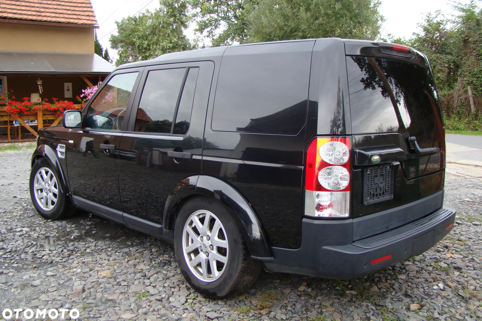 Land Rover Discovery IV 2.7D V6 S - 5