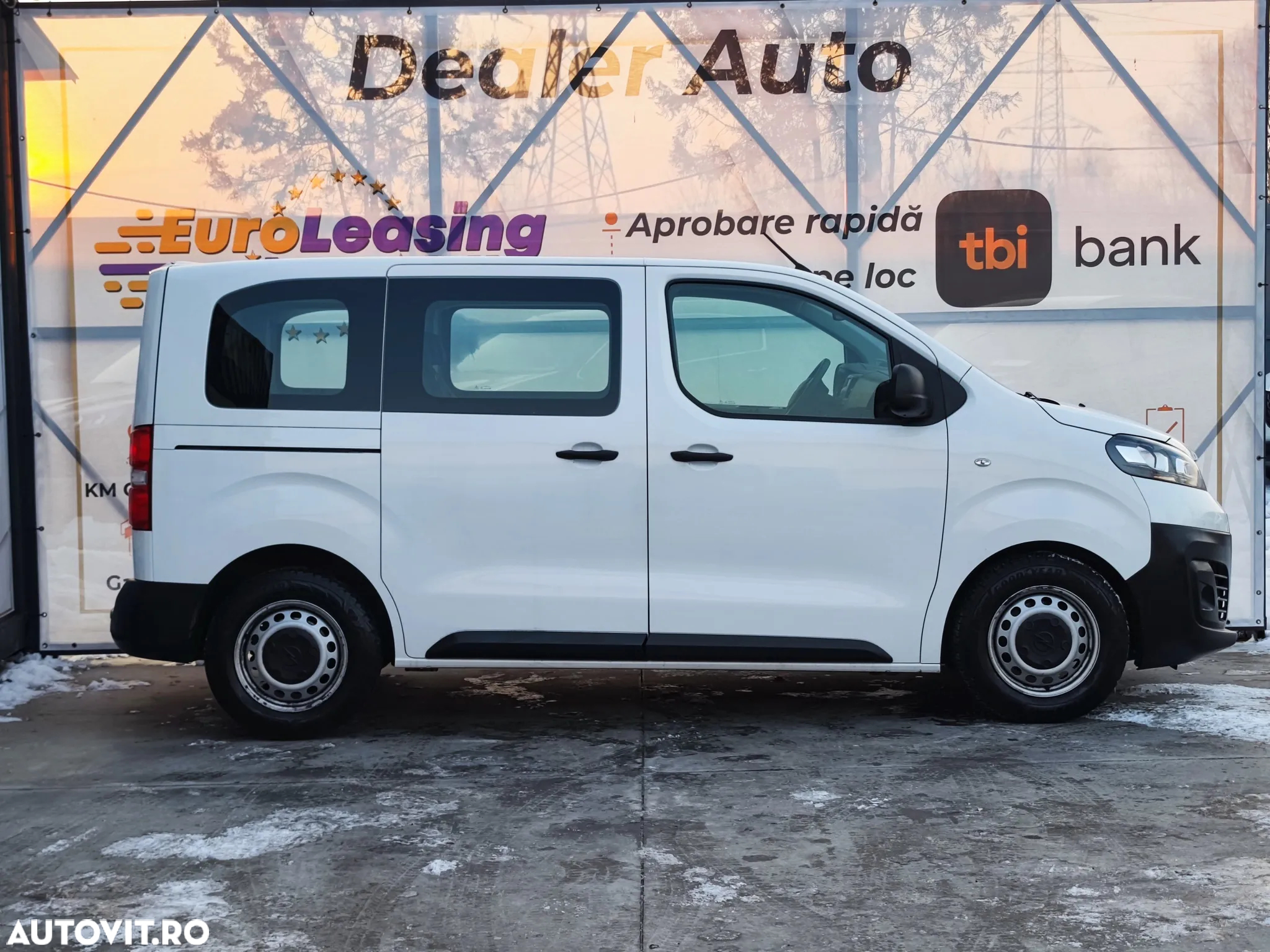 Opel Vivaro - 4