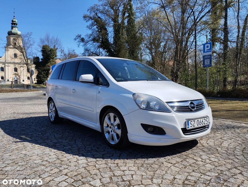 Opel Zafira 1.7 CDTI Sport - 12