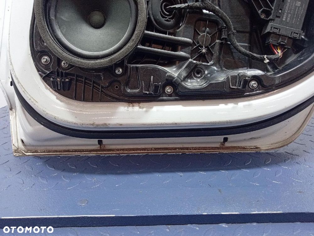 VOLVO V90 II DRZWI TYŁ PRAWE TYLNE CRYSTAL WHITE - 3