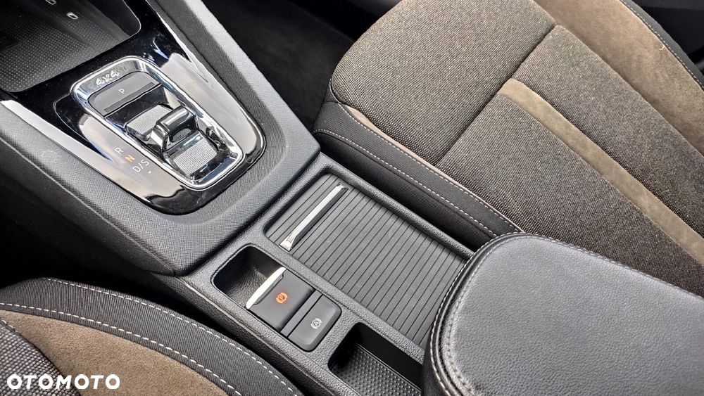 Skoda Octavia 2.0 TDI 4x4 Scout DSG - 29