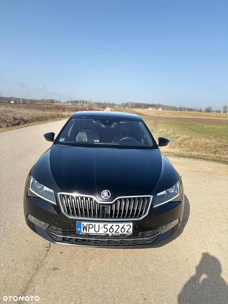 Skoda Superb 2.0 TDI L&K DSG - 6