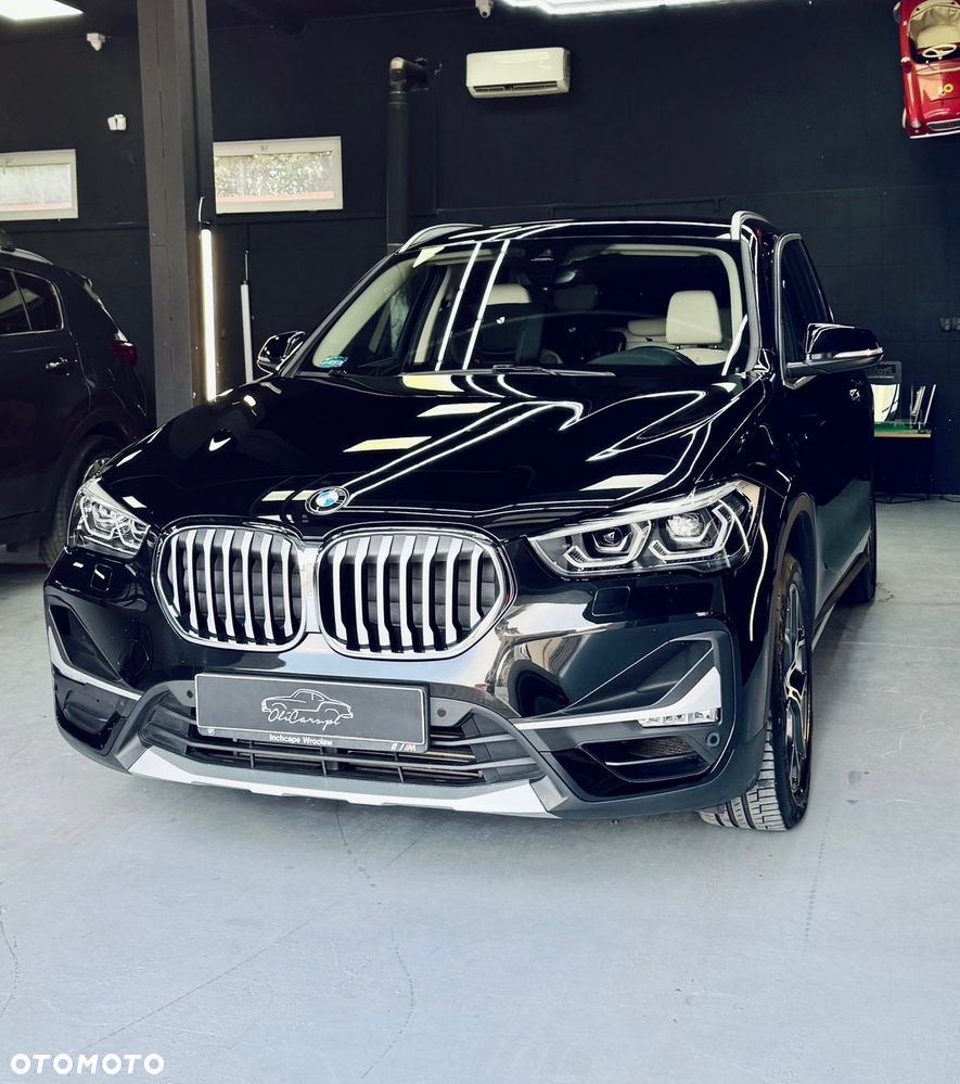 BMW X1 sDrive18i - 1