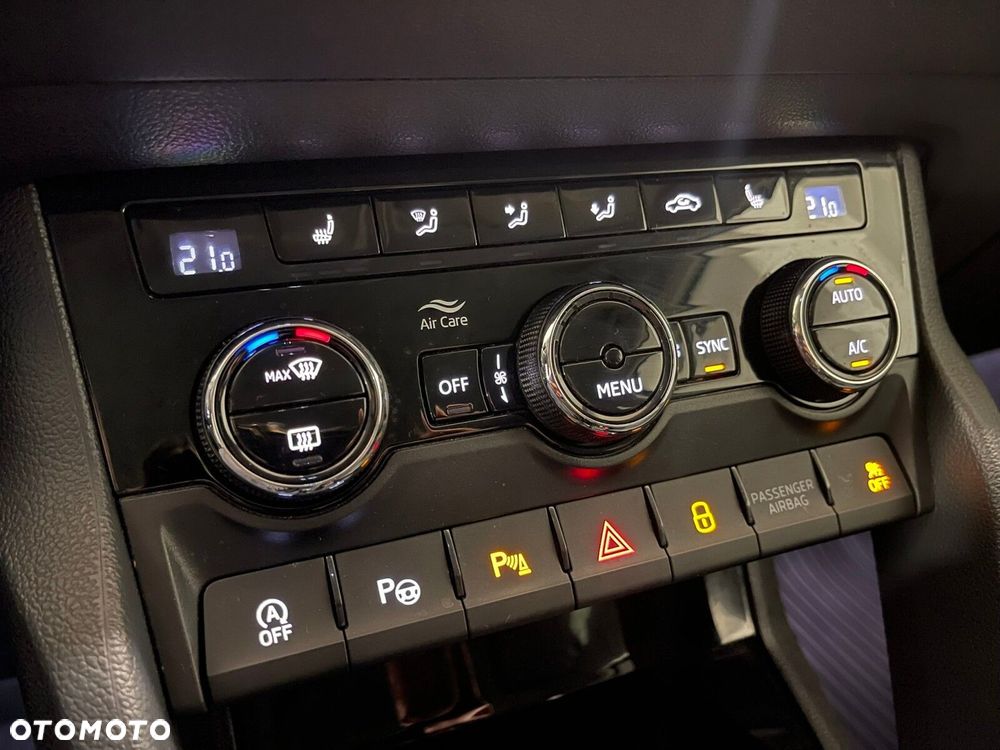 Skoda Karoq 2.0 TDI SCR 4x4 Style - 24