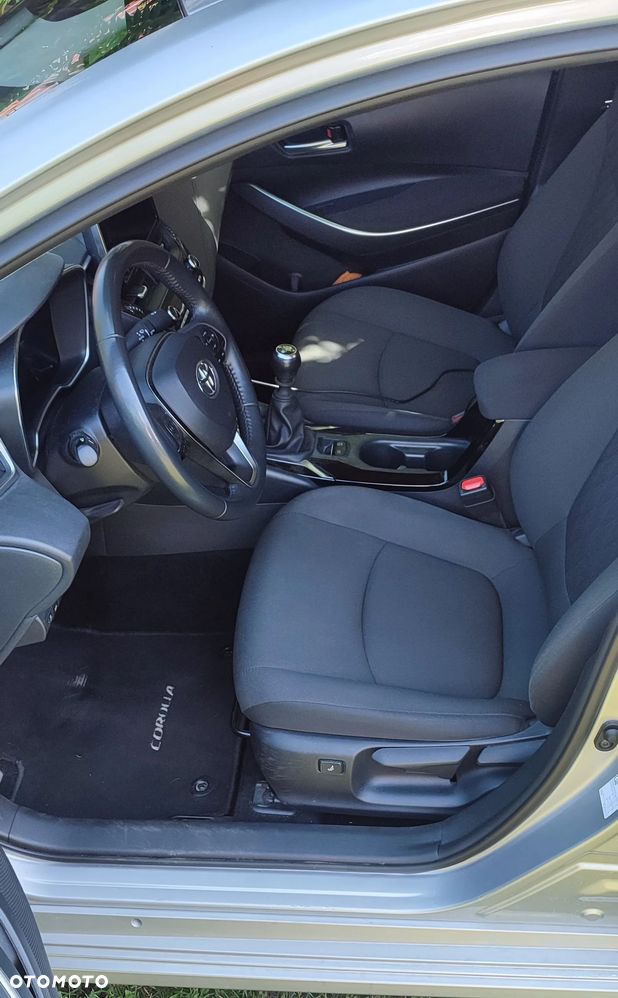 Toyota Corolla 1.5 Comfort - 9