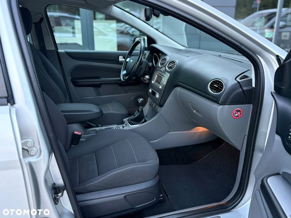 Ford Focus 1.8 FF Platinium X - 15