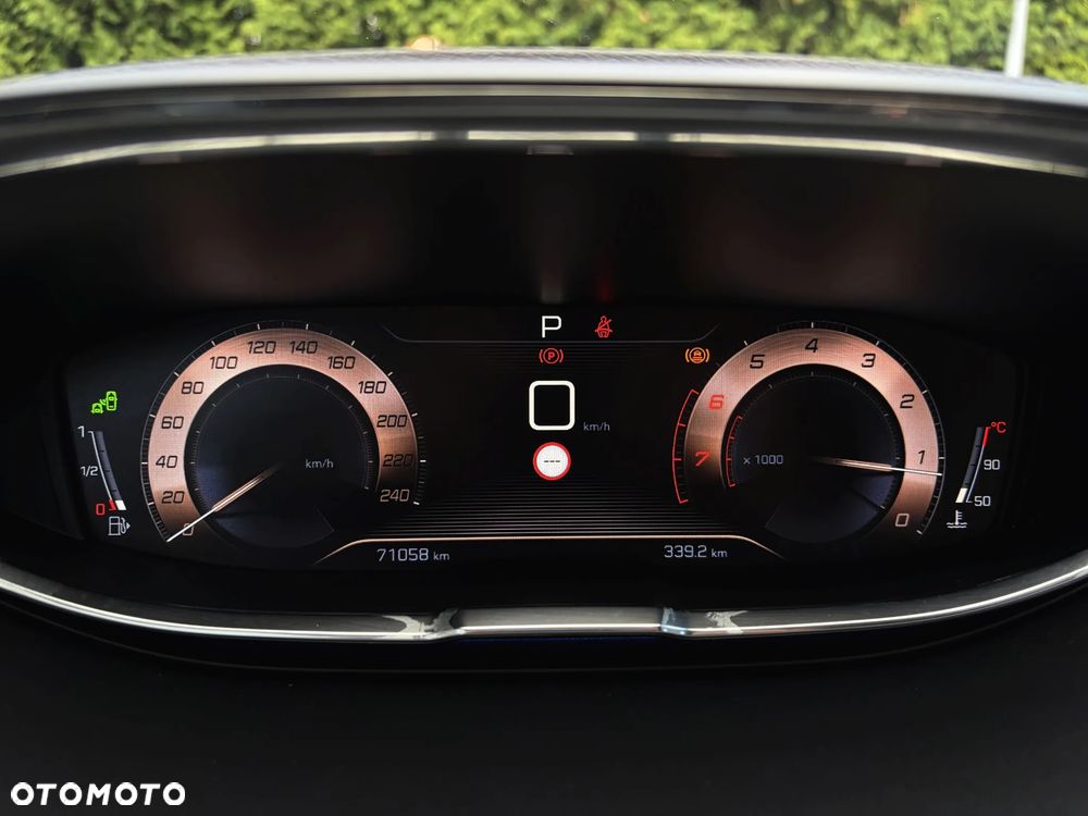 Peugeot 3008 THP 165 EAT6 Stop & Start Allure - 21