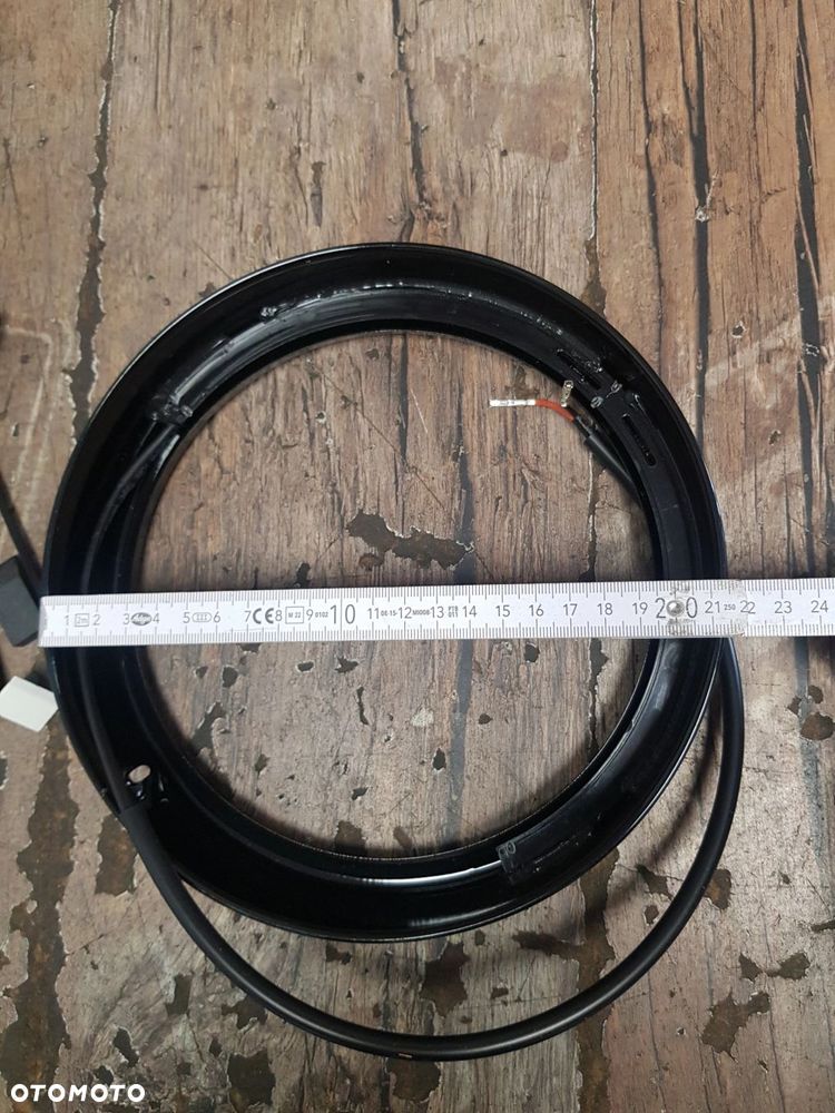 Podświetlana ramka reflektora led Harley Davidson Touring 61400153A - 7