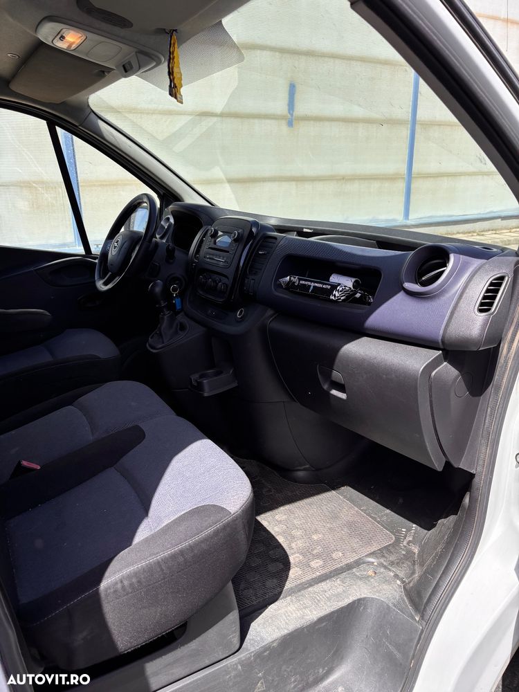 Opel Vivaro - 5