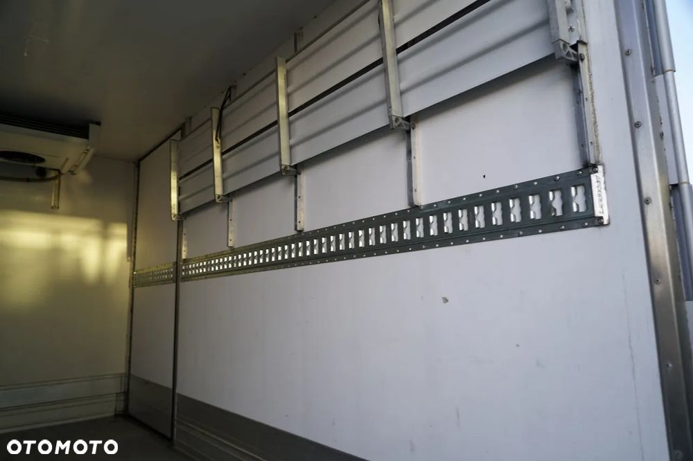 Iveco DAILY 35-130 / CHŁODNIA / AGREGAT CARRIER PULSOR 400 / - - 23