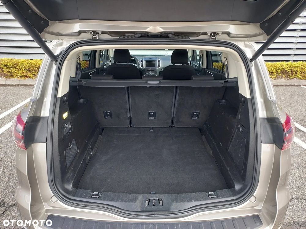 Ford S-Max 2.0 TDCi Titanium PowerShift - 27