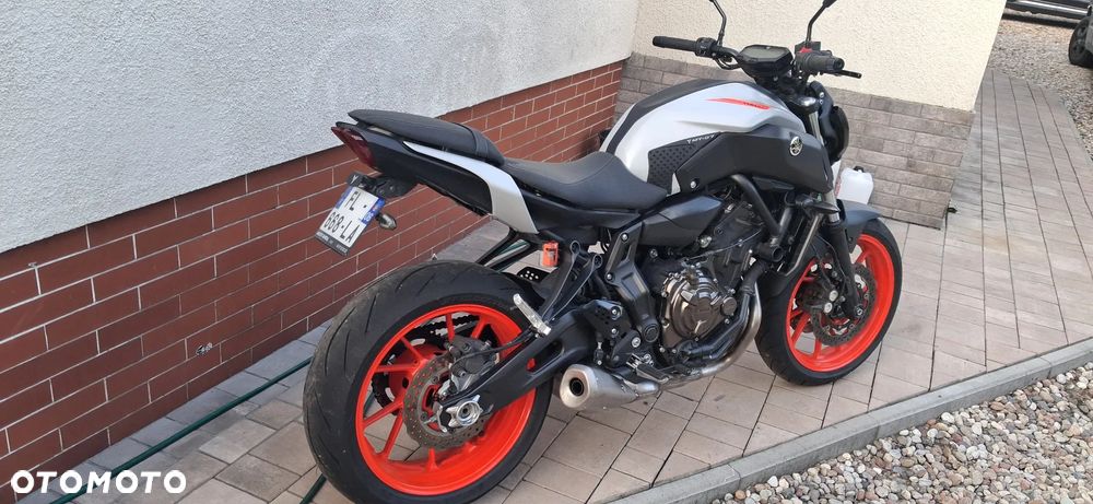 Yamaha MT - 33