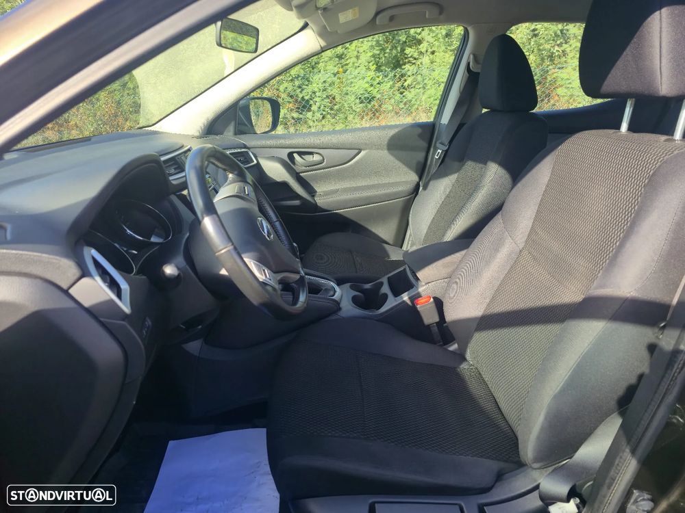 Nissan Qashqai 1.2 DIG-T TEKNA - 11