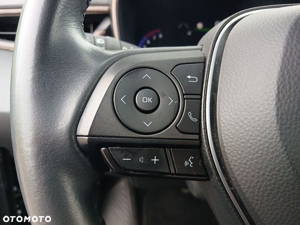 Toyota Corolla 2.0 Hybrid Trek - 28