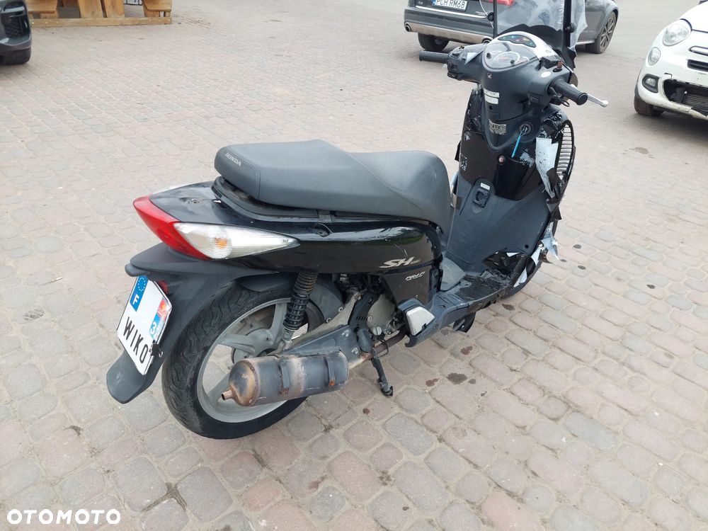 Honda SH - 5
