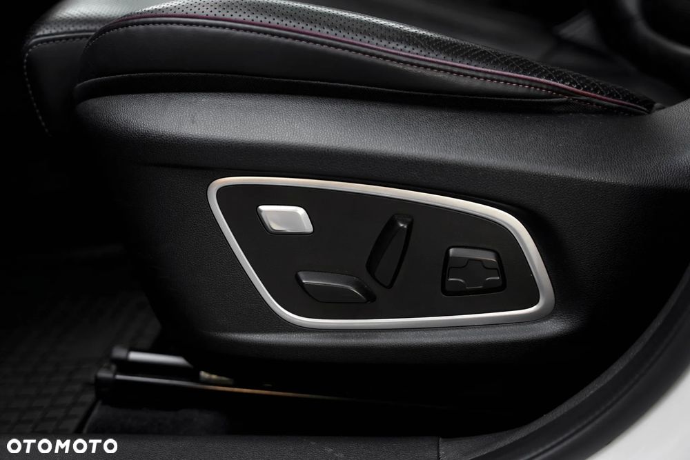 Renault Koleos 2.0 Blue dCi Initiale Paris 4x4 X-Tronic - 28